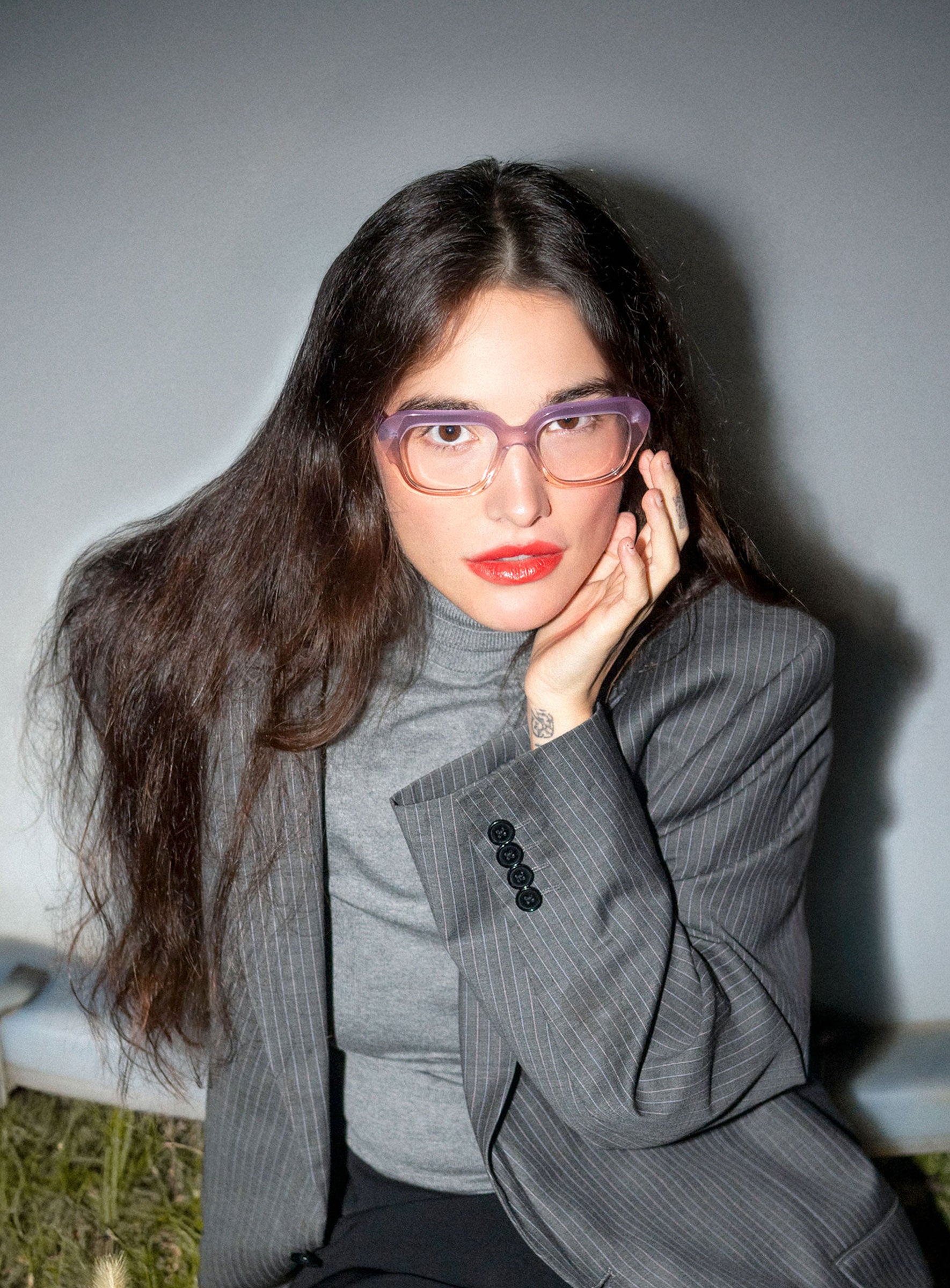 THE NEW ROMANTIC lilac gradient