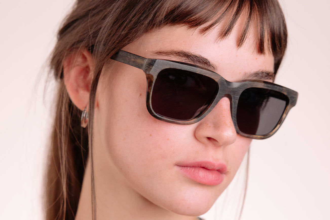 THE EDITOR Classic Tortoise