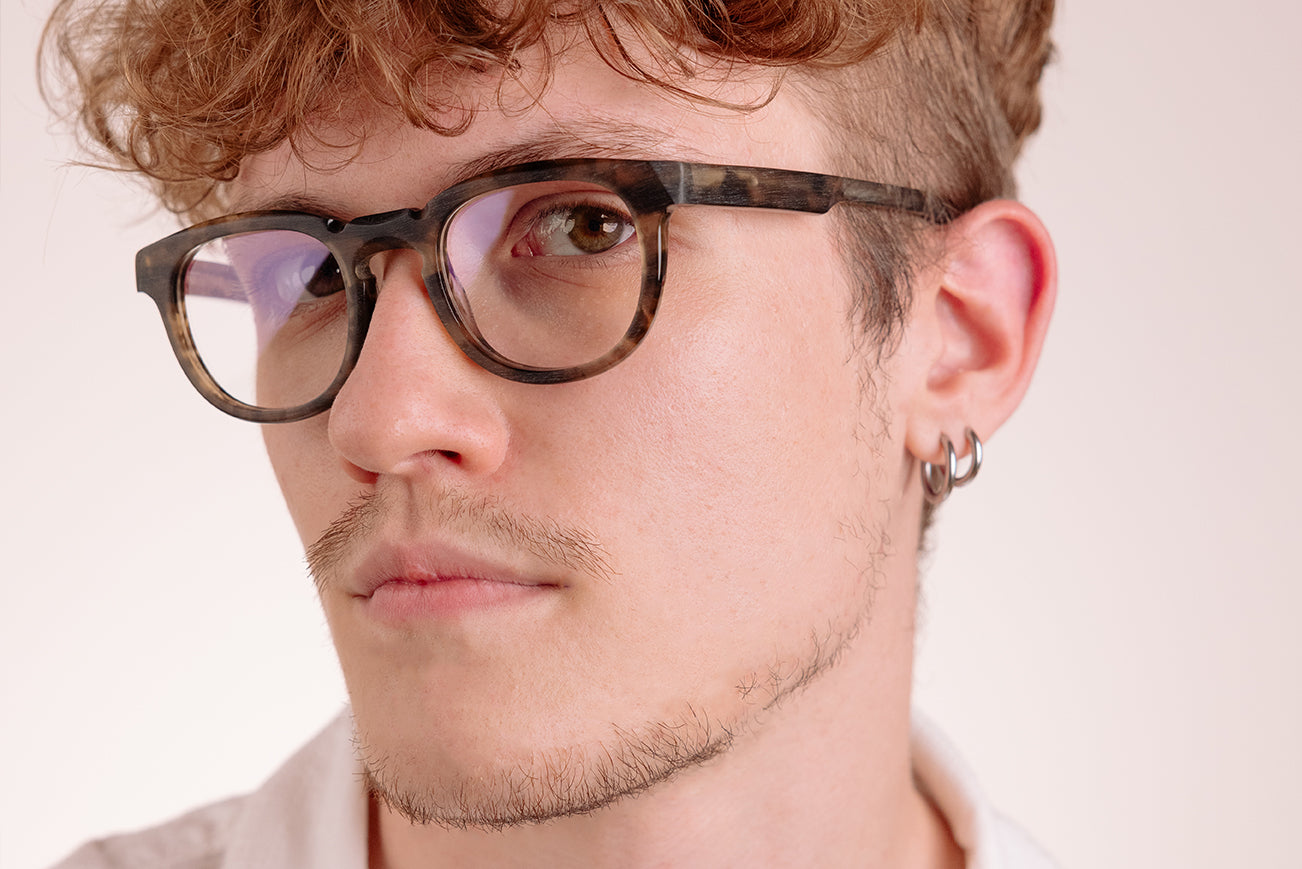 THE MENTOR Grey Tortoise