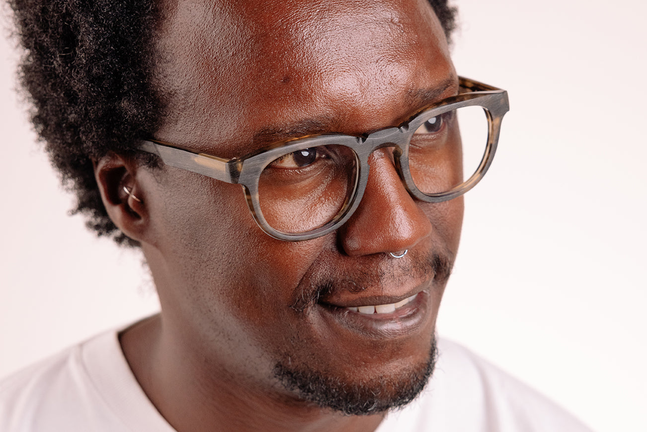 THE MENTOR Grey Tortoise