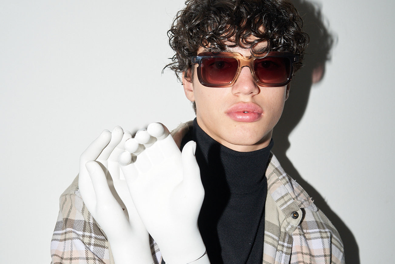 THE PERFORMER Brown Crystal Gradient