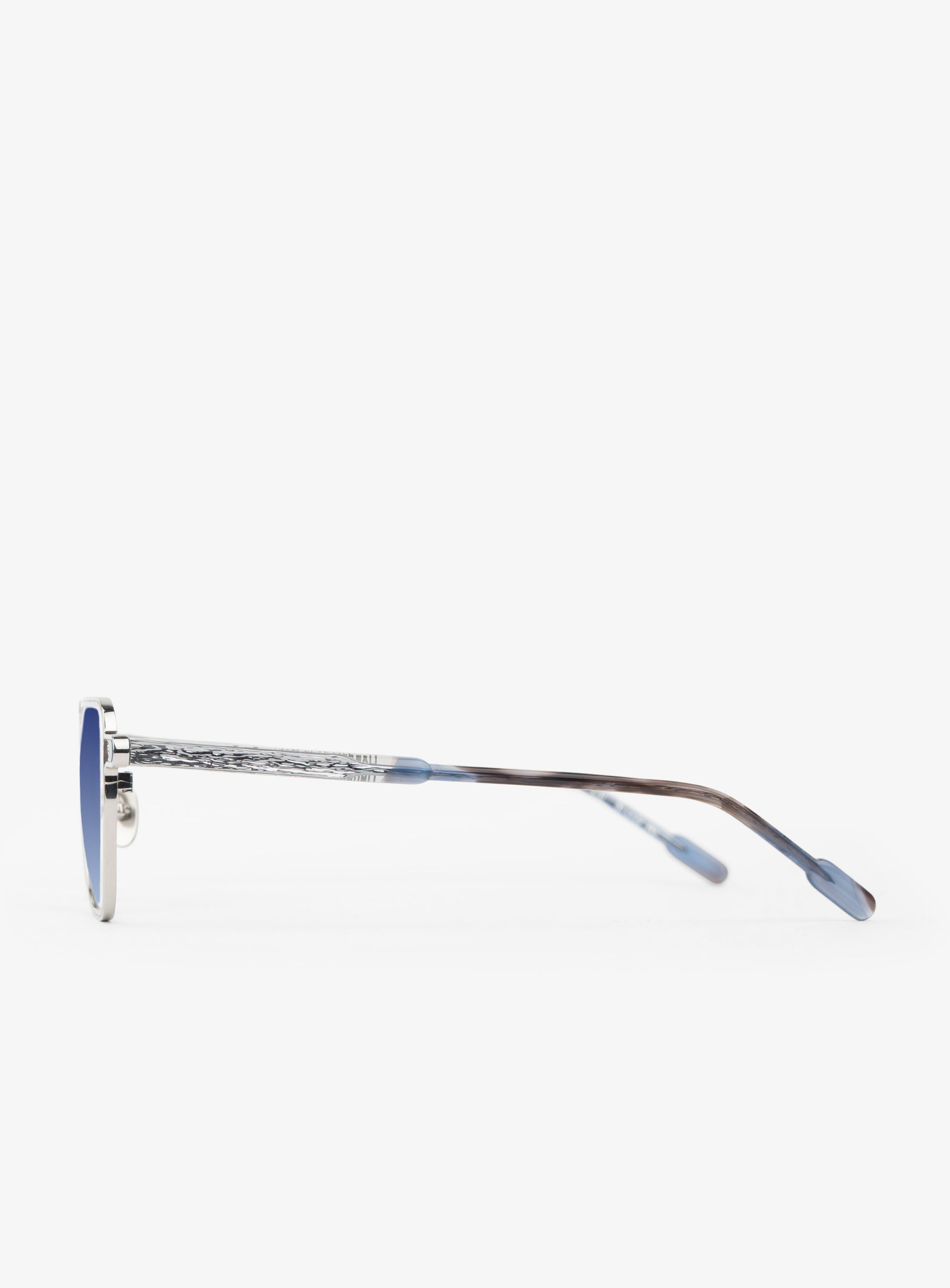 AVALANCHE Silver Blue Tortoise