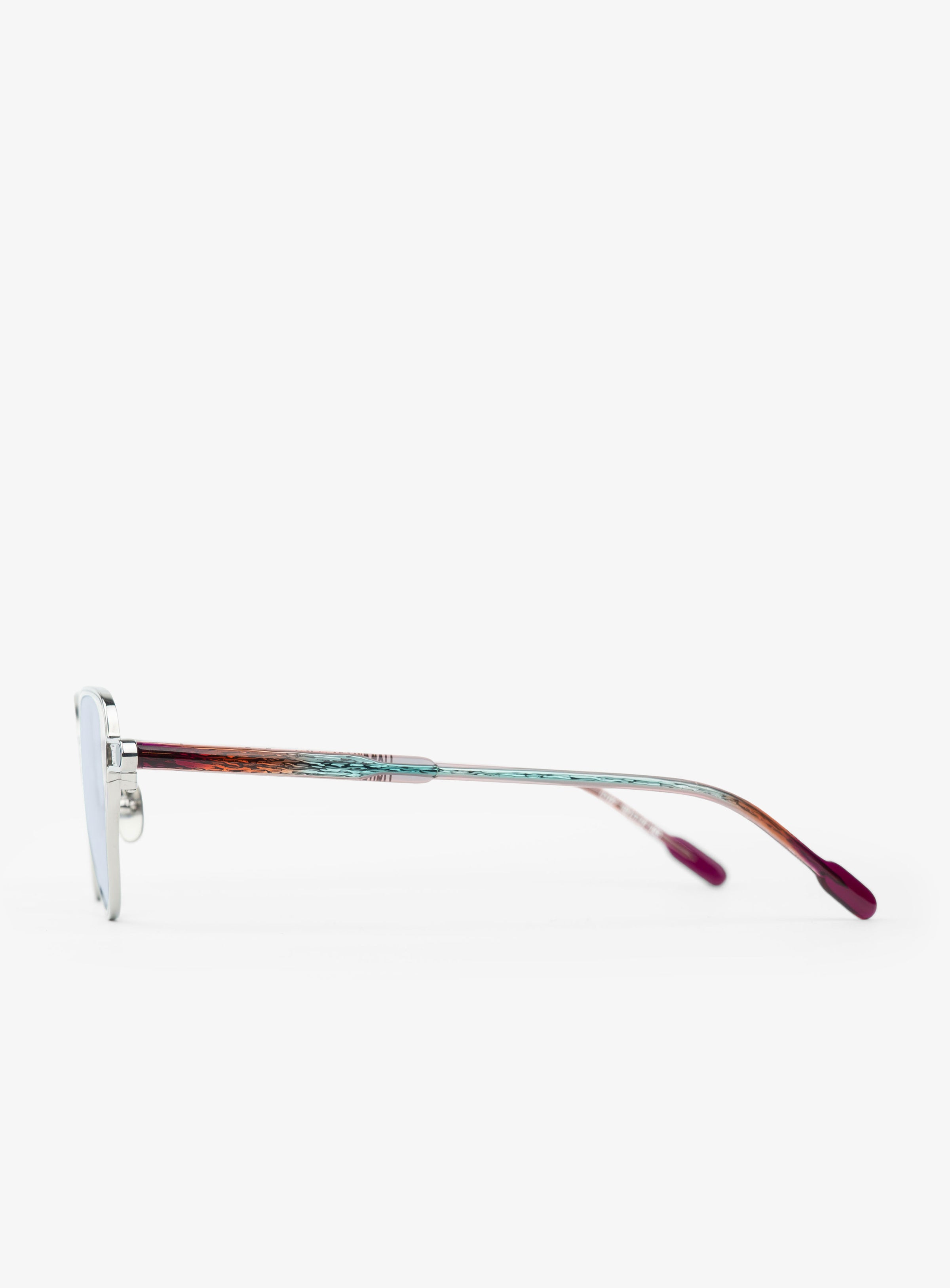 FUTURA Silver Red Blue Gradient