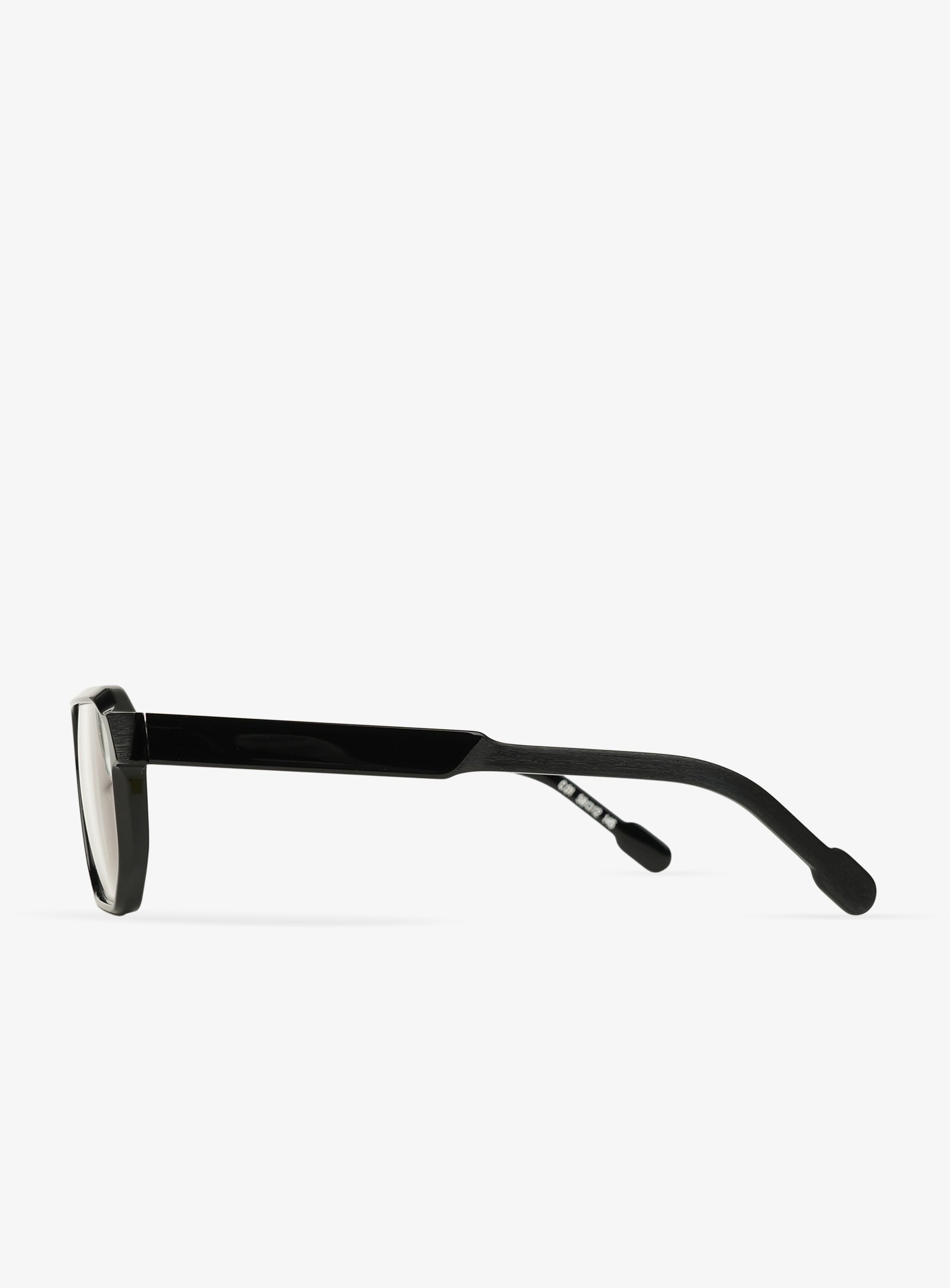 THE MODERNIST Black